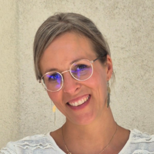 Nicole-Meier-Practitioner-2